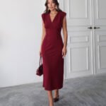 Crasia Kadın V Yaka Büzgü detaylı Midi Boy Bordo Elbise