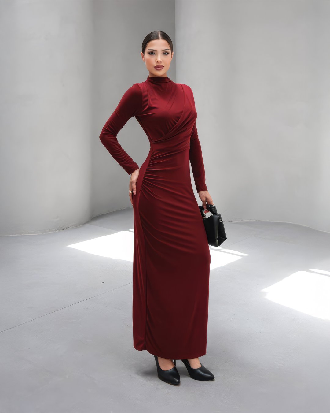 crasia-tek-parca-elbise-2 Crasia Kadın Drapeli Bordo Uzun Elbise - Görsel 3