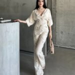 Crasia Kadın V Yaka Crop Yüksek Bel Pantolon Nakışlı Yazlık Crop Keten Alt -Üst Takım