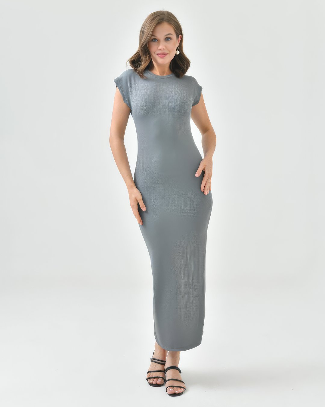 crasia-tek-parca-elbise-2 Crasia Kolsuz Arkası Yırtmaçlı Uzun Gri Elbise - Görsel 3