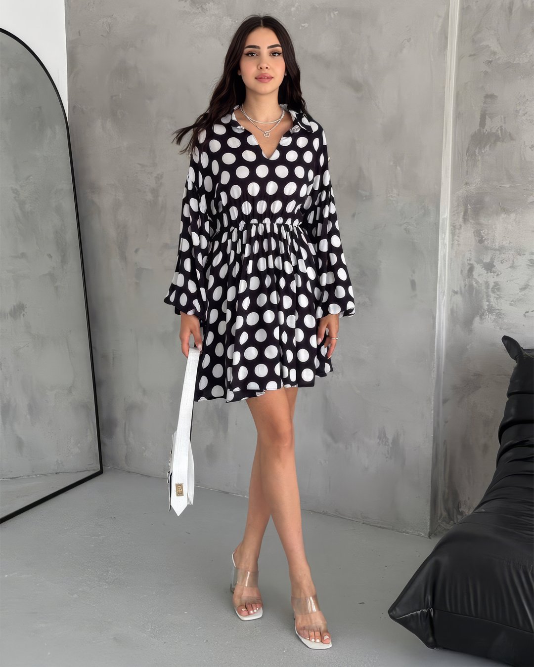 crasia-tek-parca-elbise-3 Crasia Kadın Mini/Kısa Puantiyeli Standart Elbise - Görsel 1