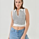 Crasia Kadın Çizgili Yaka Fermuarlı Crop/Atlet